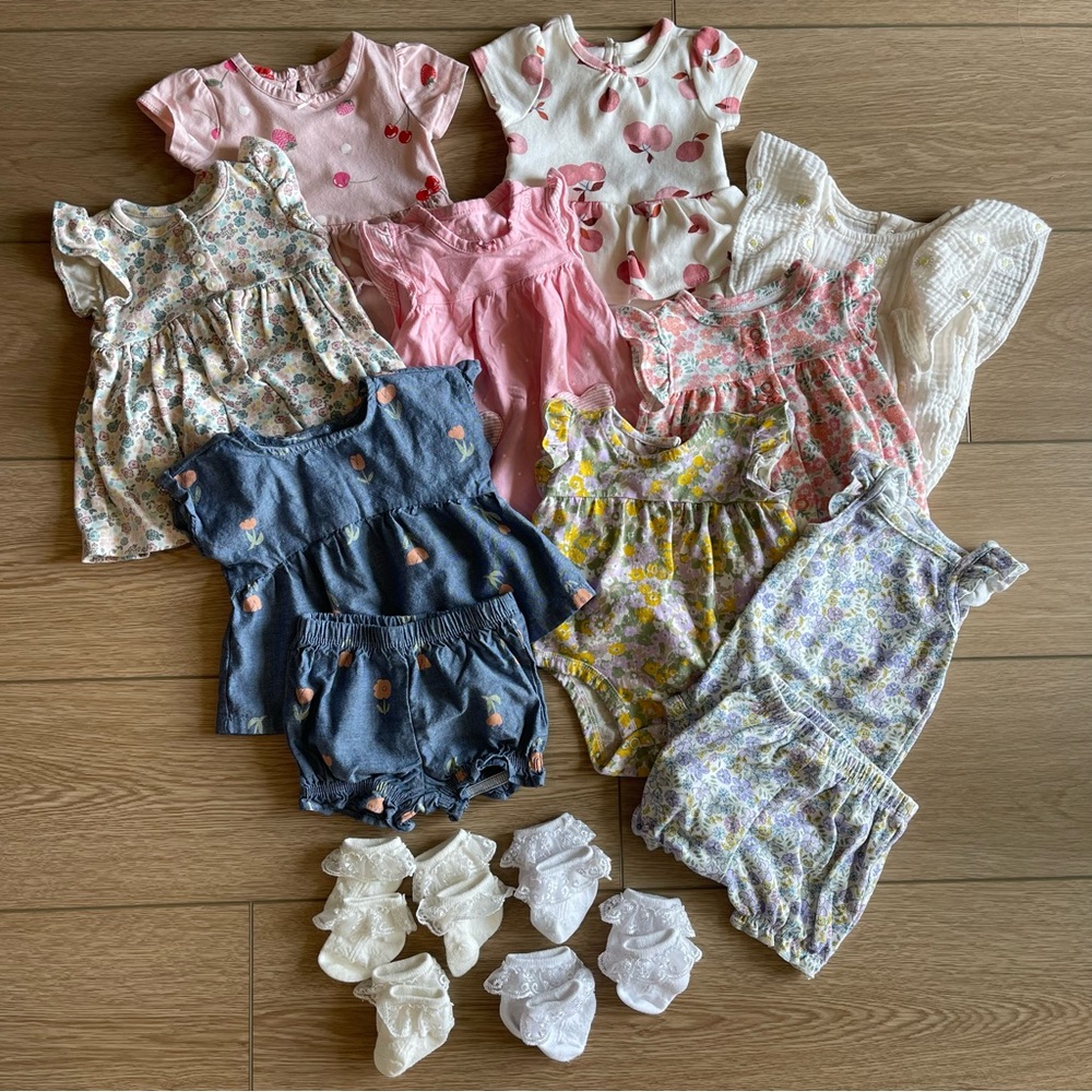 Adorable Baby Girl 0-3M Clothing Set with Ruffle Socks